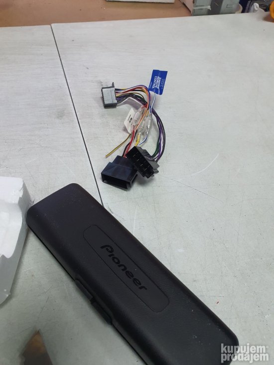 Tjuner plejer za Auto DEH-S410DAB - Pioneer 00