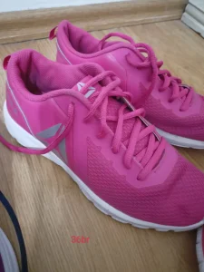 Ženske patike razni brojevi