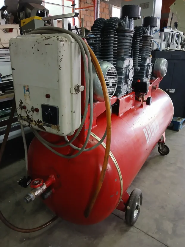 Kompresor 500l dve glave