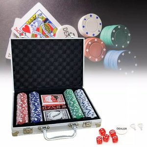 Cipovi za poker 300 komada + dva špila karata u koferu