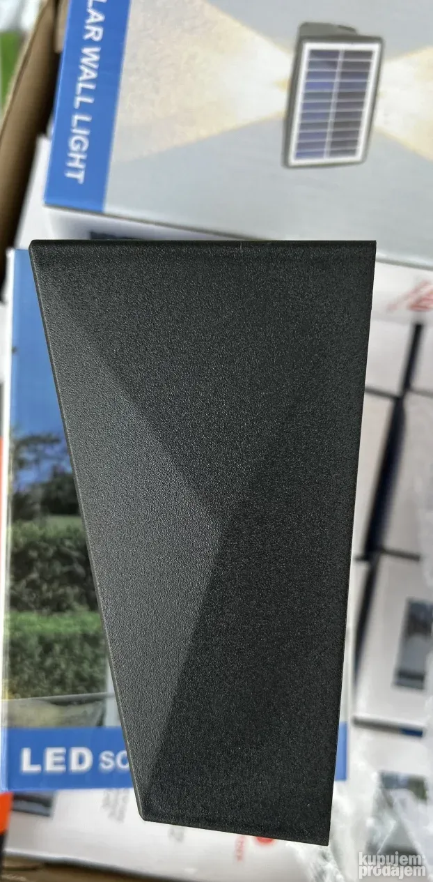 SOLARNA ZIDNA LAMPA solarna lampa za dvoriste dekorativno