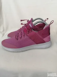 NIKE patike br 40,5 -SNIZENO