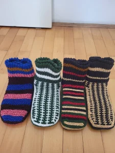 Vunene čarape, muške/zenske, ručni rad