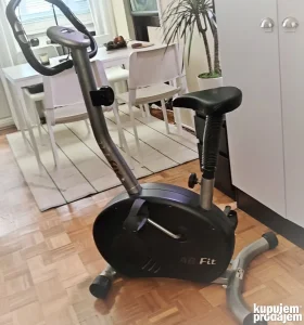 Sobni bicikl, nekorišćen kardio trenažer za preko 80 kg
