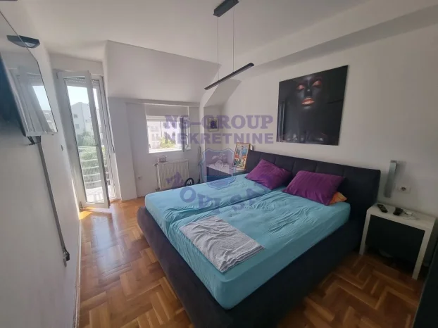 Socijalno, 3.0 trosoban, 66 m²