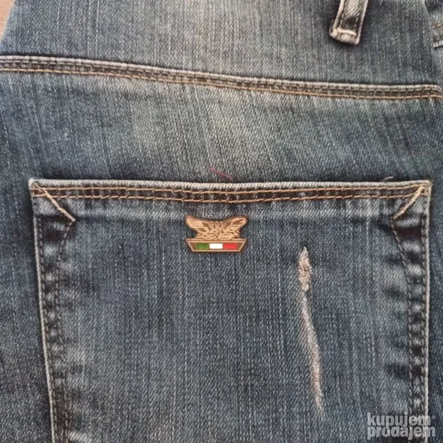 Koyo jeans teksas bermude vel.30 novo