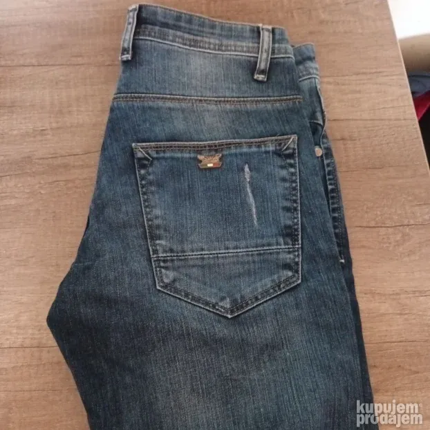 Koyo jeans teksas bermude vel.30 novo
