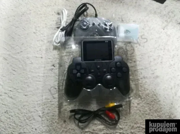 Mini konzola S10 sa 520 igrica