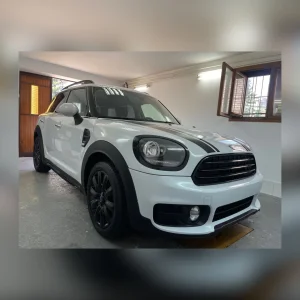 Poliranje automobila na vašoj adresi