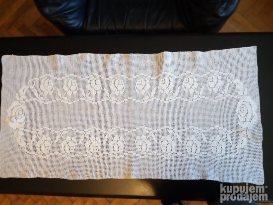 Ručni rad  stoljnjak  heklani 95x45