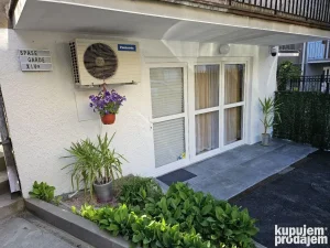 Stan na dan sa parking mestom LUX APARTMAN