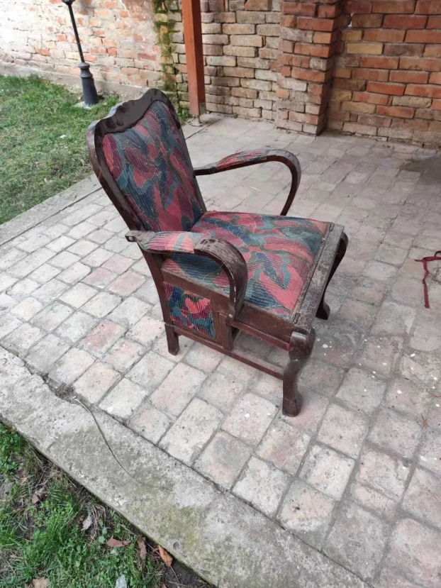 Fotelja za Pisaci Sto-STEPENICE 1900 godina