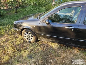 Lancia Lybra