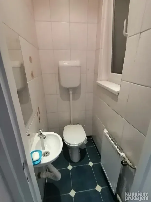 Opština Novi Sad, 5+ petosobna, 496 m²