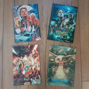 Back to the Future Gremlin table drvene 20x30cm