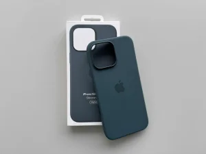 Silikonska Maska sa MagSafe za iPhone 16 15 14 13 12