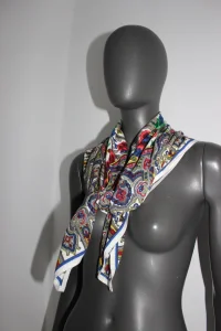 pamucna marama zenska sarena cvece 78 cm