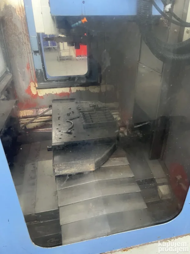 Leadwell FMC 560 dvopaletna cnc glodalica
