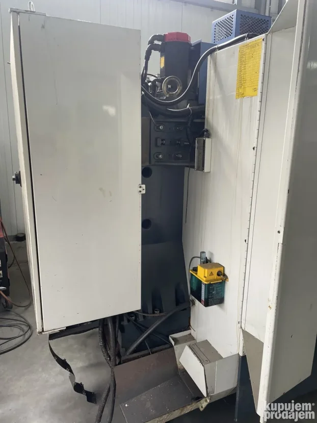 Leadwell FMC 560 dvopaletna cnc glodalica