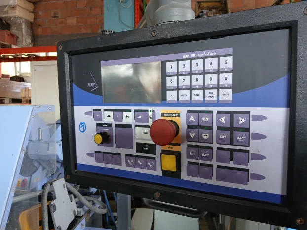 Masina za spojnice MEP