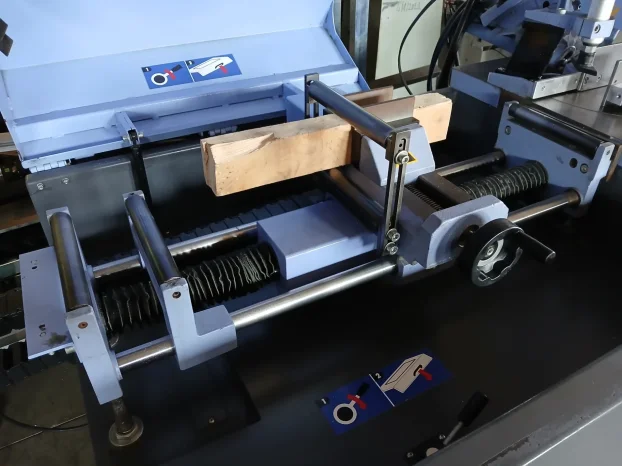 Masina za spojnice MEP