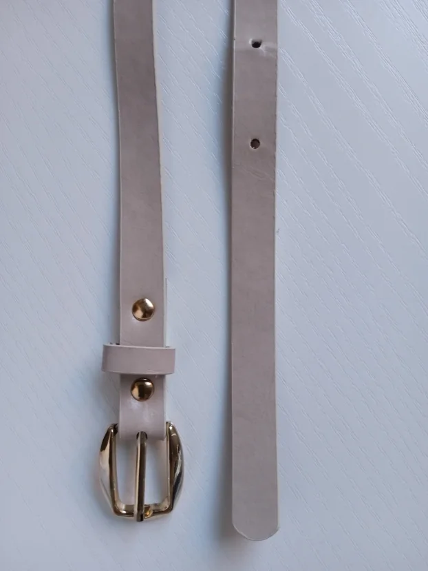 Kais u krem boji duzina 102cm k136