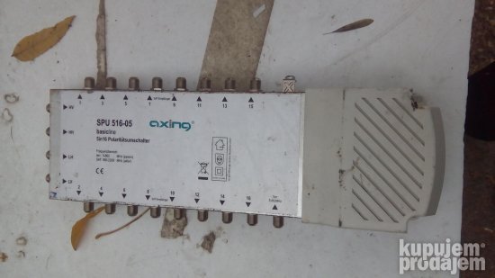 multi svitch razvodnik antenskih kablova axing spu 516-05