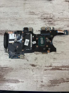 Maticna ploca Hp 810 G2 i7-4600U 4GB ram integrisano