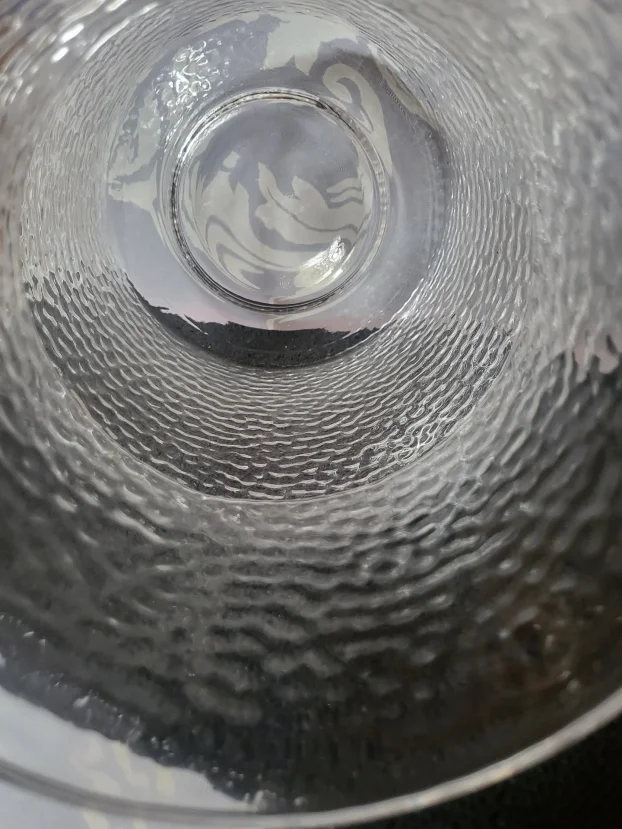 Vaze nova,vintaz duvano staklo.