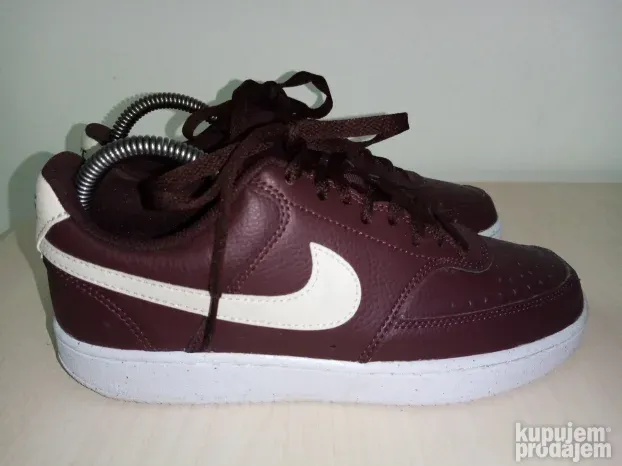 Nike Court Vision patike broj 38,5 KAO NOVE