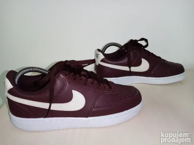 Nike Court Vision patike broj 38,5 KAO NOVE