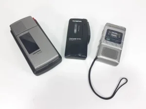 GRUNDIG Dh 220 / Olympus Pearlcorder S701 / AIWA TP-M720