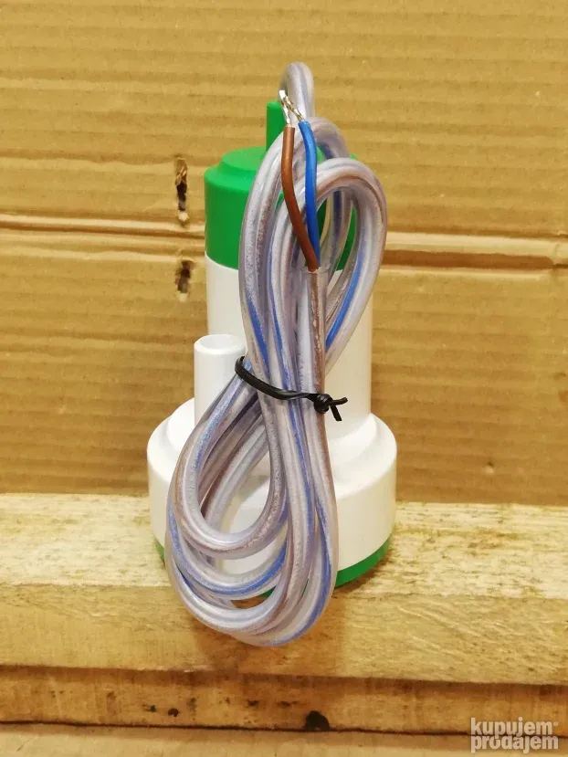 BRUNER kamperska pumpa za vodu 12 V 18 lit/min