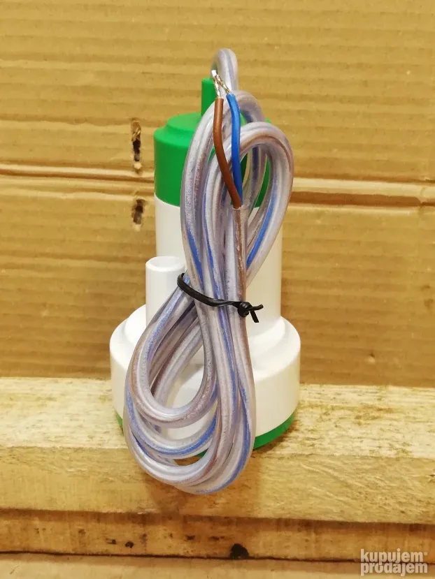 BRUNER kamperska pumpa za vodu 12 V 18 lit/min