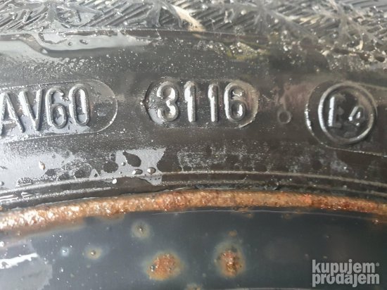 Zimska guma 165 70 14 jedan kom barum ms
