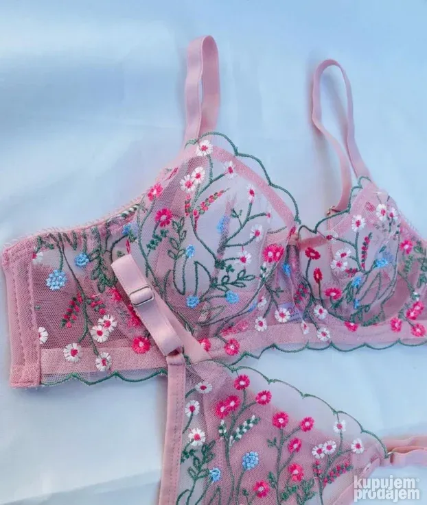 Cvetni kompletić roze Lux