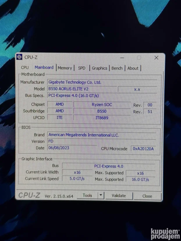 gaming kompjuter sa dva monitora