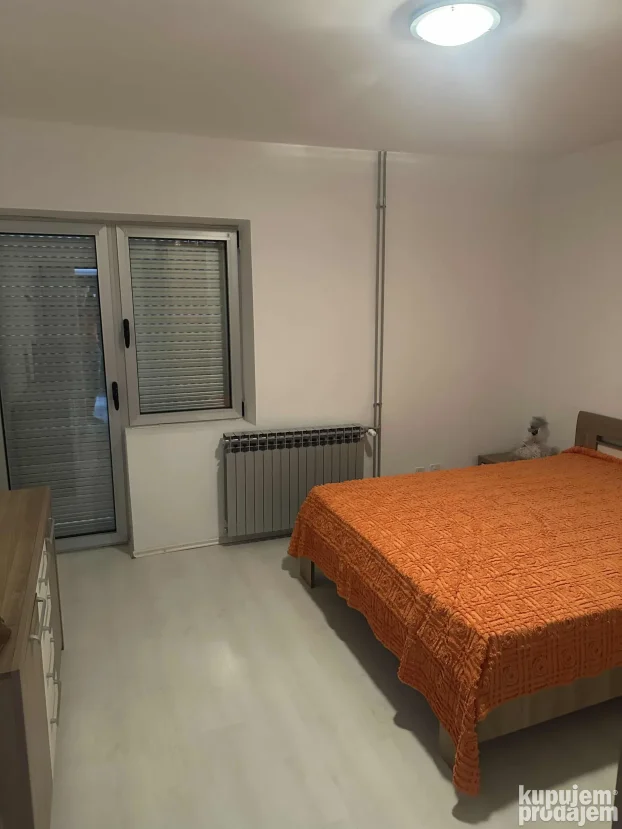 15 Majevicke brigade 51., Kragujevac, Bresnica, 5+ petosobna, 350 m²