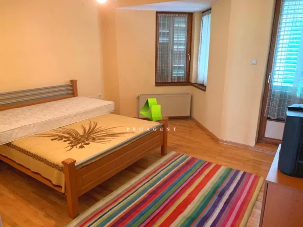 Pantelej, 4.0 četvorosobna, 240 m²