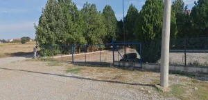 Izdaje se plac na Čamurlijskom putu, 600m2