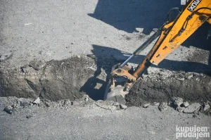 Kopanje septičkih jama mini bagerom – Inđija i okolina