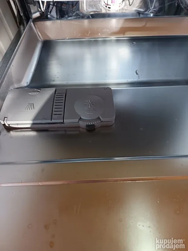 mašina za suđe elektrabregens ugradna12 komp.