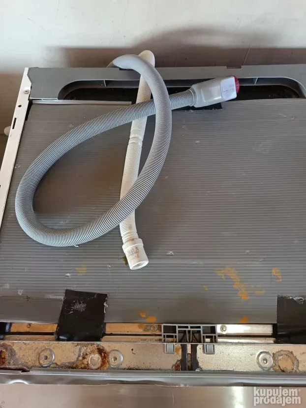 mašina za suđe elektrabregens ugradna12 komp.