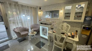 Potrebna je kozmetičarka