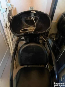 Samponjera