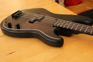Harley Benton Precision