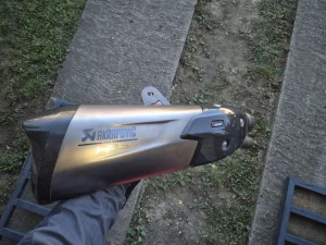 Bmw s1000r akrapovic