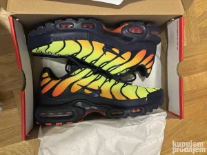 TN NIKE Patike 46