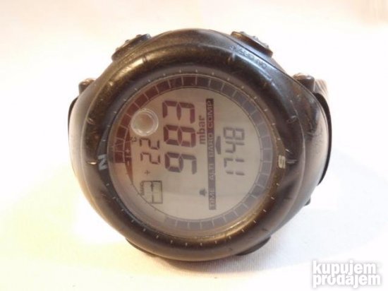 SUUNTO digitalni sat xxxw KupujemProdajem