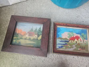 Dva lepa jako stara goblena usamljeni ostakljeni